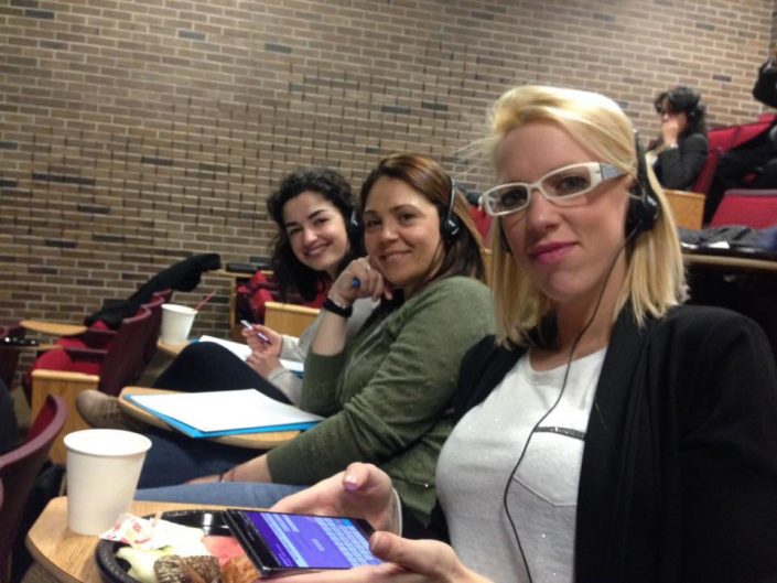 Laura Pulgarín, en la conferencia de Implantología.