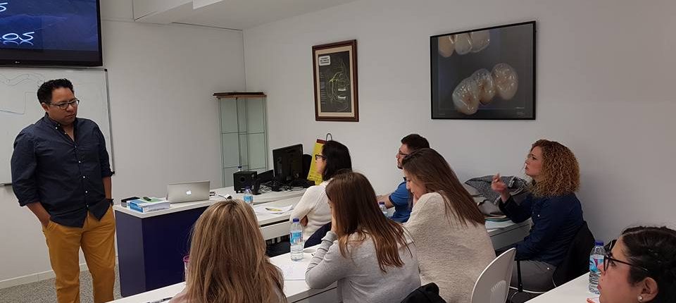 27972103_1652878008111077_9081044700113899150_n