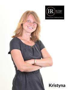 Kristyna Bursikova, especialista en administración y contabilidad de la Clínica Dental Edgar Romero en Sabadell.